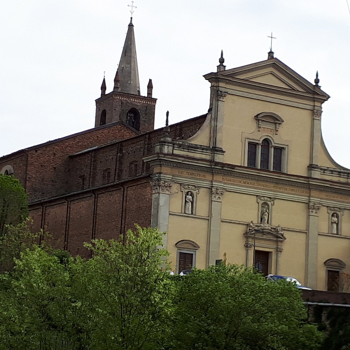 Perché il Santo Sepolcro resta sbarrato?