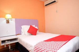 Room & Suite