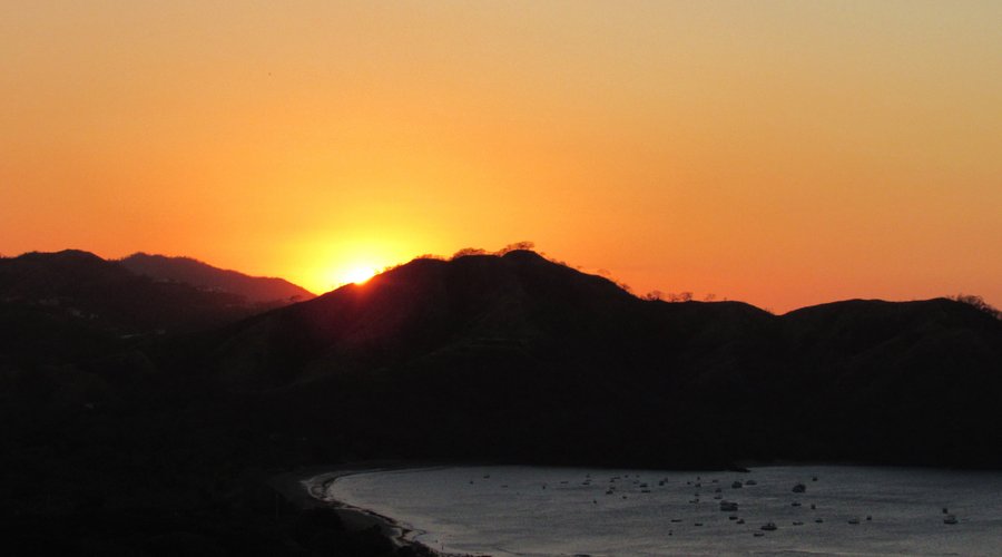 Atardecer, foto tomada de las partes altas del Coco
