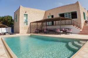 Piscine et plage