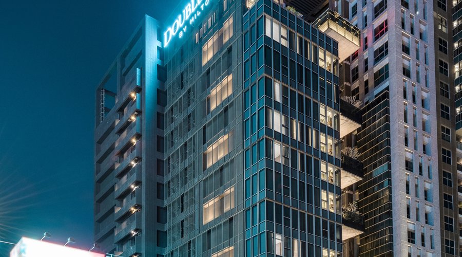 DoubleTree by Hilton Taipei Zhongshan - Exterior Night View