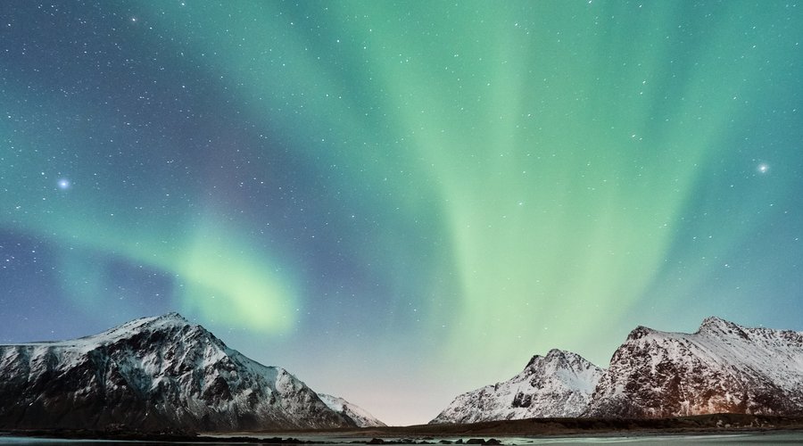 Northern Lights are seen from Lofoten Beach Camp
Foto: Johny Goerend
