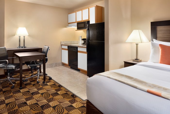 Hawthorn Suites By Wyndham Oak Creekmilwaukee Airport Rooms Pictures And Reviews Tripadvisor 1995