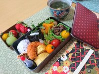 https://dynamic-media-cdn.tripadvisor.com/media/photo-o/17/85/70/79/well-balanced-bento-lunch.jpg?w=200&h=-1&s=1