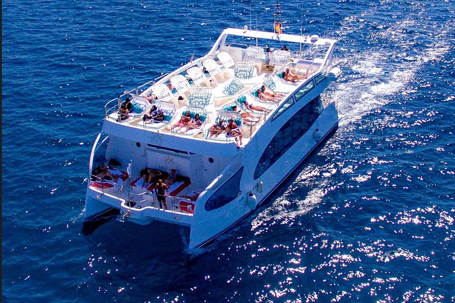 luxury catamaran gran canaria