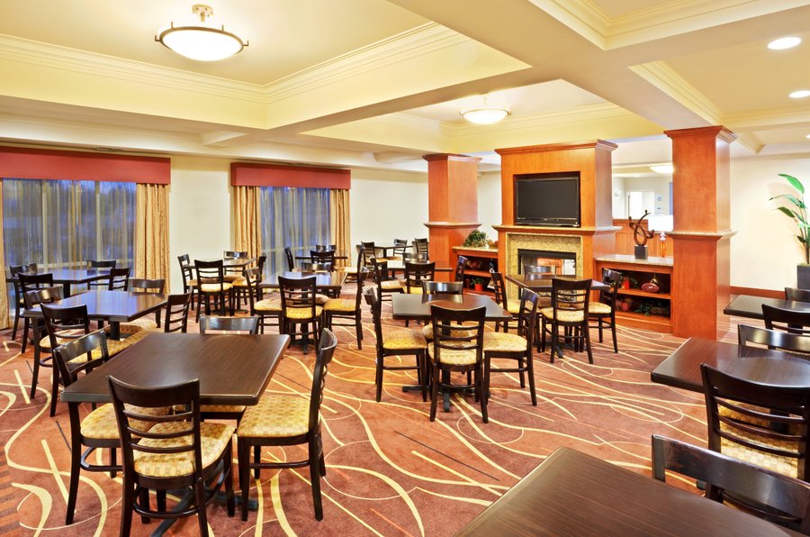 HOLIDAY INN EXPRESS SUITES CHEHALIS - CENTRALIA $132 ($̶1̶4̶9̶ ...