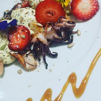 Chipirones a la plancha con alioli de manzana