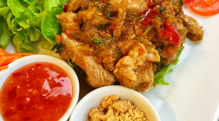 Salade de poulet thaï