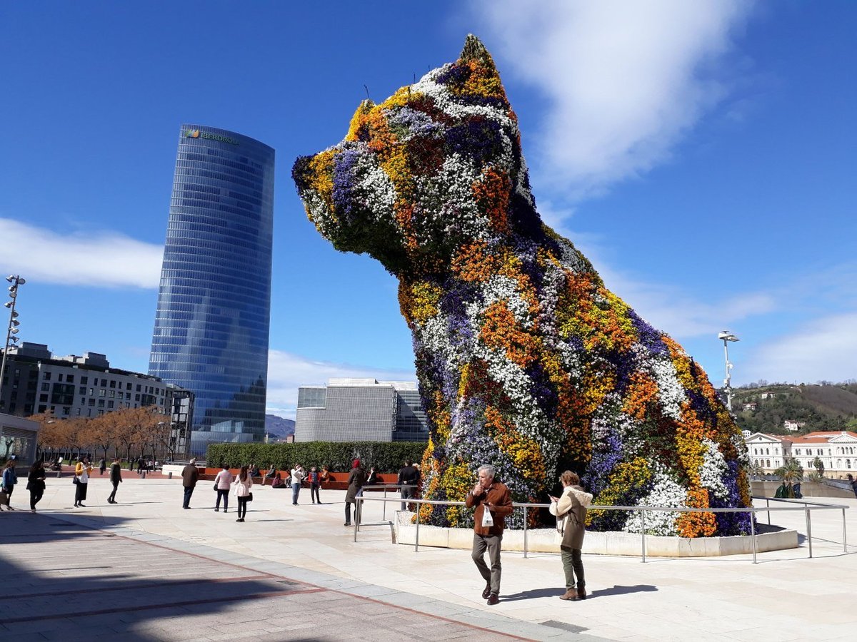 In the Basque Region of Spain: Art, Culture and a Puppy That Blooms - The  New York Times