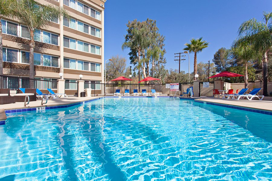 HOLIDAY INN WEST COVINA $95 ($̶1̶1̶8̶) - Updated 2020 ...