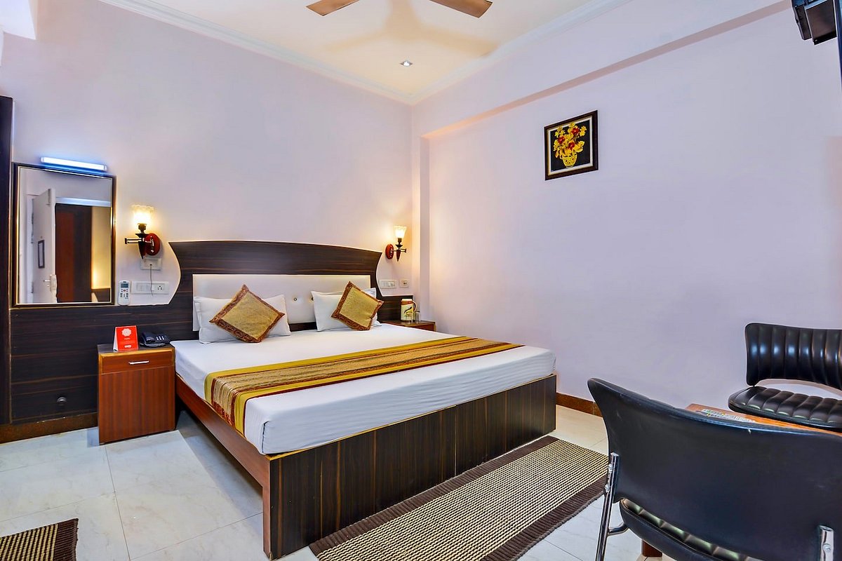 Merit Hotel, hotell i Agra