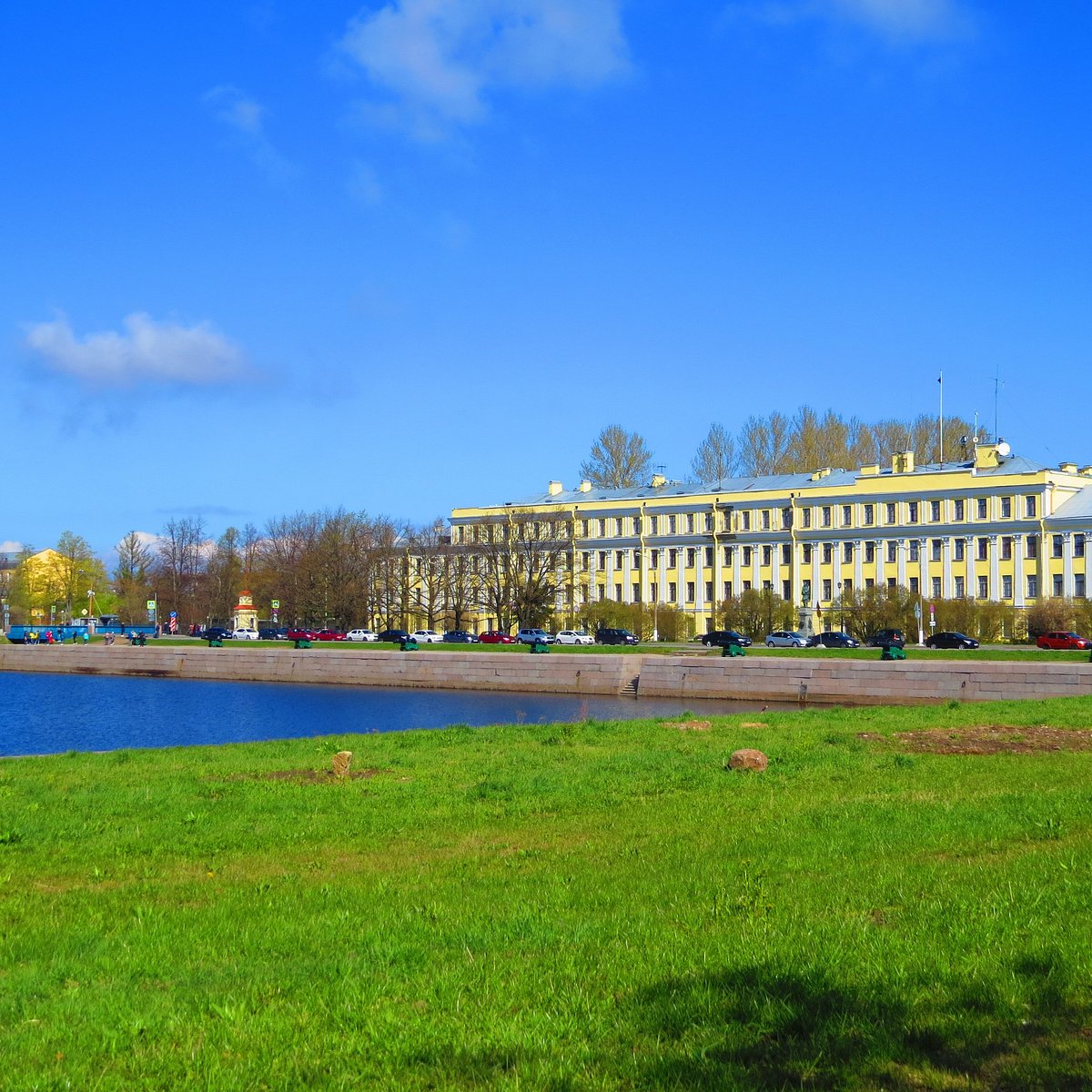 меншиковский дворец в кронштадте