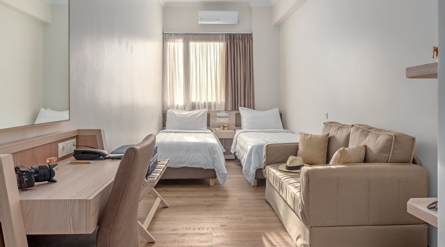 Triple room
