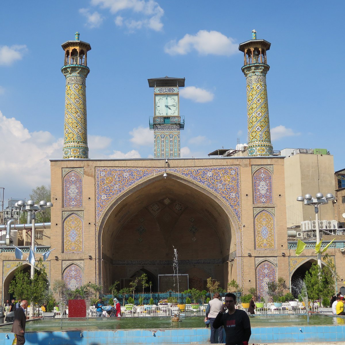 Interessante fragen an männer in Tehran