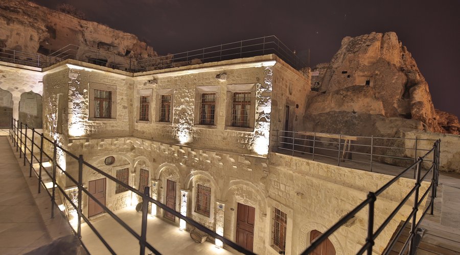 Taru Cave Suites by Night