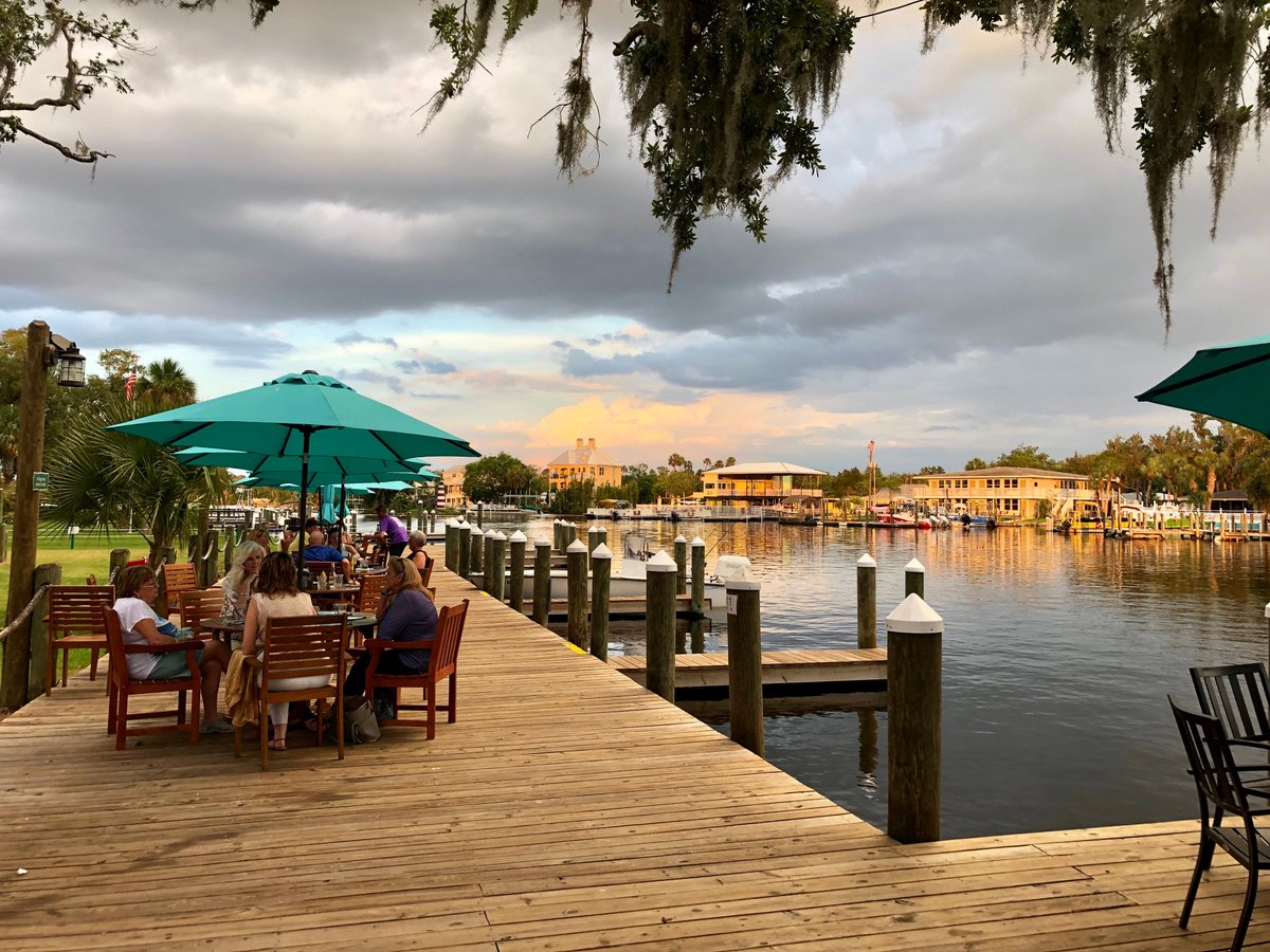 CRUMPS LANDING, Homosassa - Restaurant Reviews, Photos & Phone Number ...