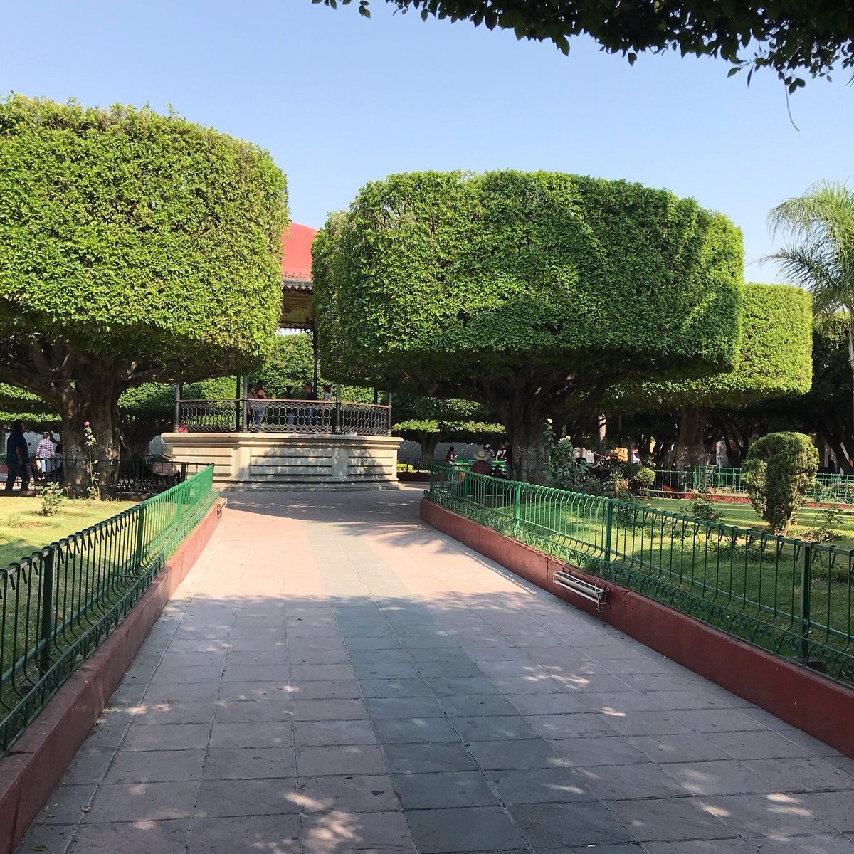 JARDIN PRINCIPAL DE VALLE DE SANTIAGO 2023 Qué saber antes de ir Lo