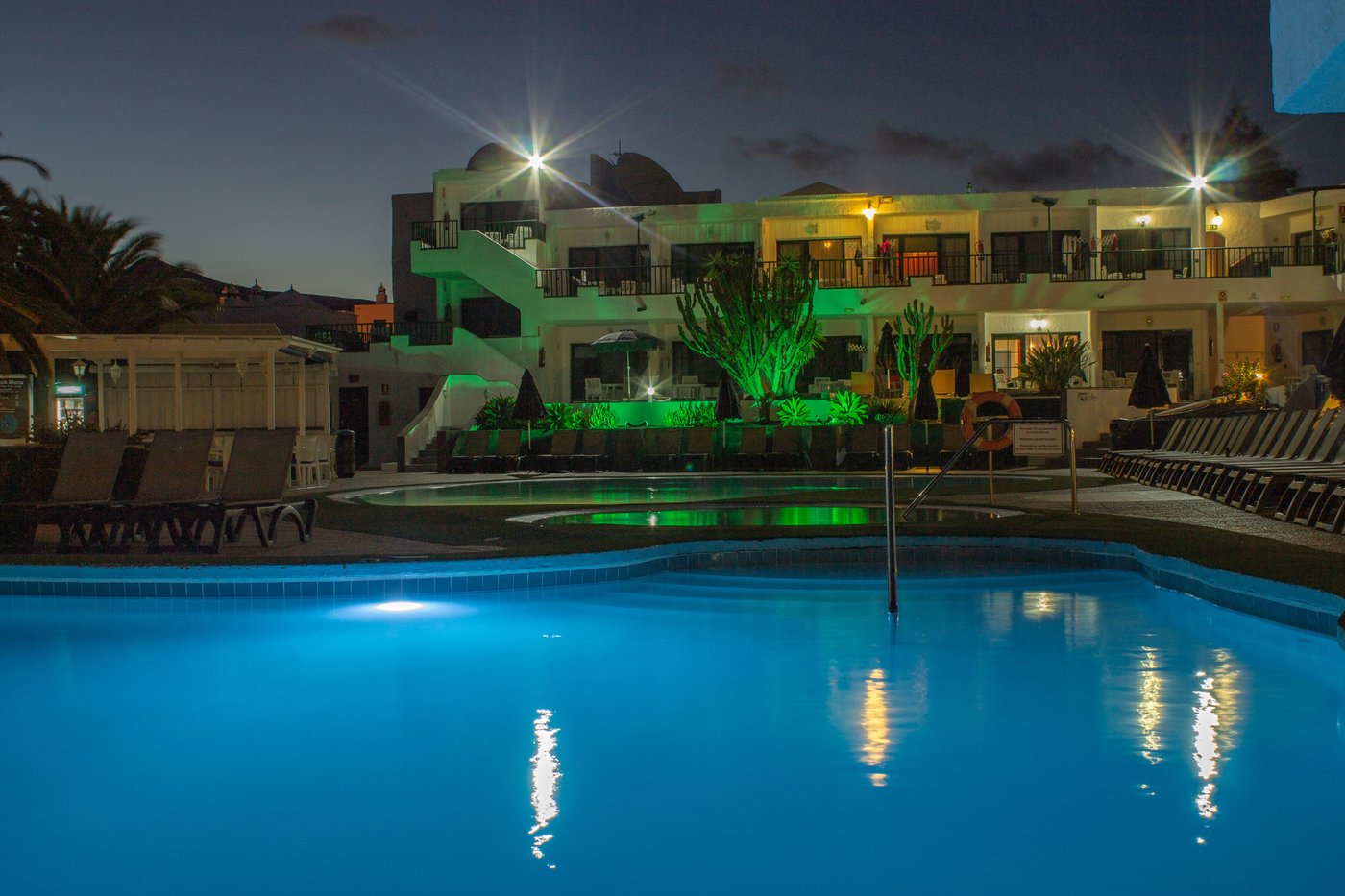 CLUB TAHITI: UPDATED 2024 Hotel Reviews and 399 Photos (Lanzarote/Costa ...