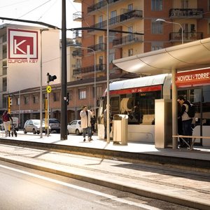 Linea T2 Aeroporto (5min) / Stazione SMN (10min)
