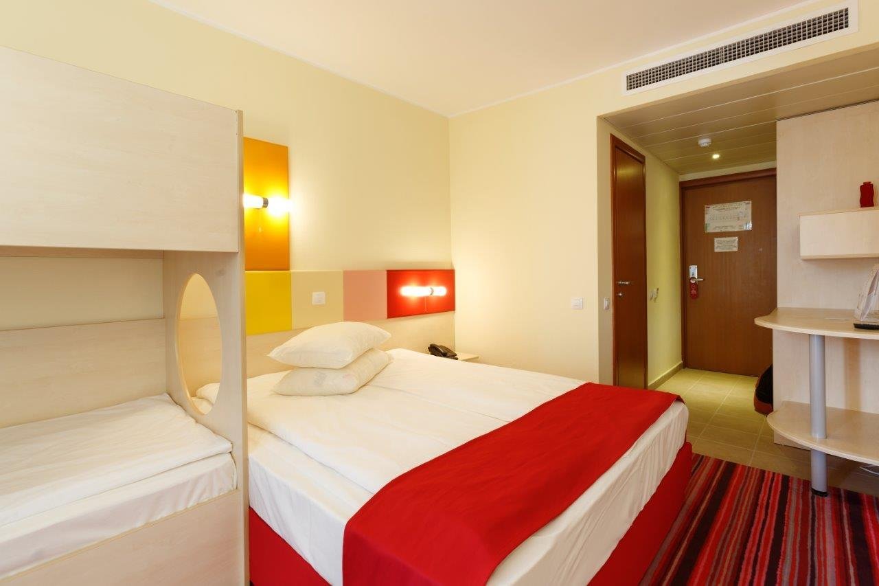 Hotel photo 62 of Zenith Conference and Spa Hotel.