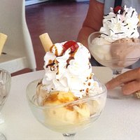 Plenty of choice. Delicious flavours. Some of ours were Mango, Pineapple, biscuit, banana, oreo, baileys.