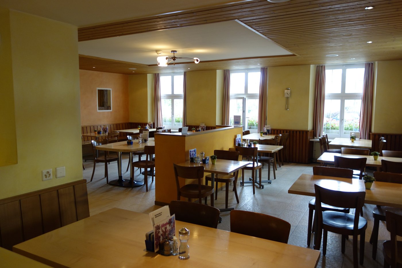 Urs Und Viktor - Hotel Reviews, Photos (bettlach, Switzerland)