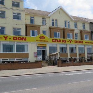 Craig Y Don in Blackpool, image may contain: Neighborhood, City, Urban, Condo