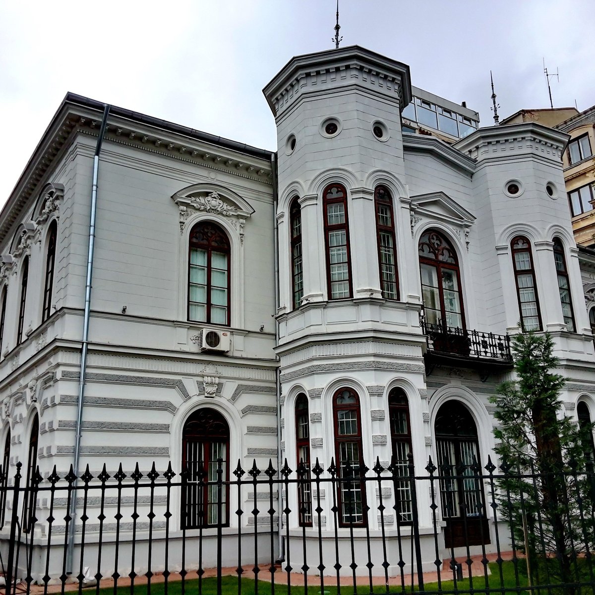 Palatul Sutu (Bucharest): All You Need to Know BEFORE You Go