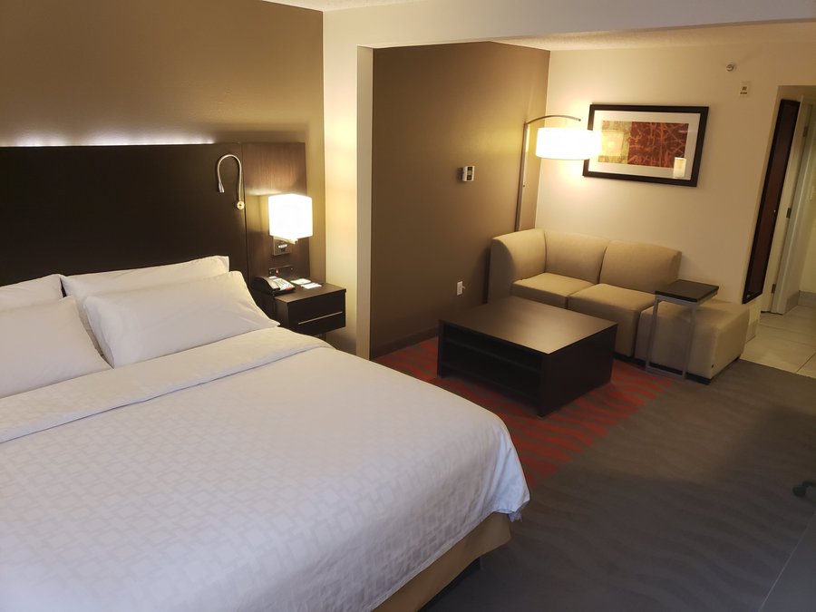 HOLIDAY INN EXPRESS PORTLAND WEST/HILLSBORO $89 ($̶1̶2̶8̶ ...