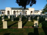 Le Touret Military Cemetery and Memorial (Richebourg) - Tripadvisor