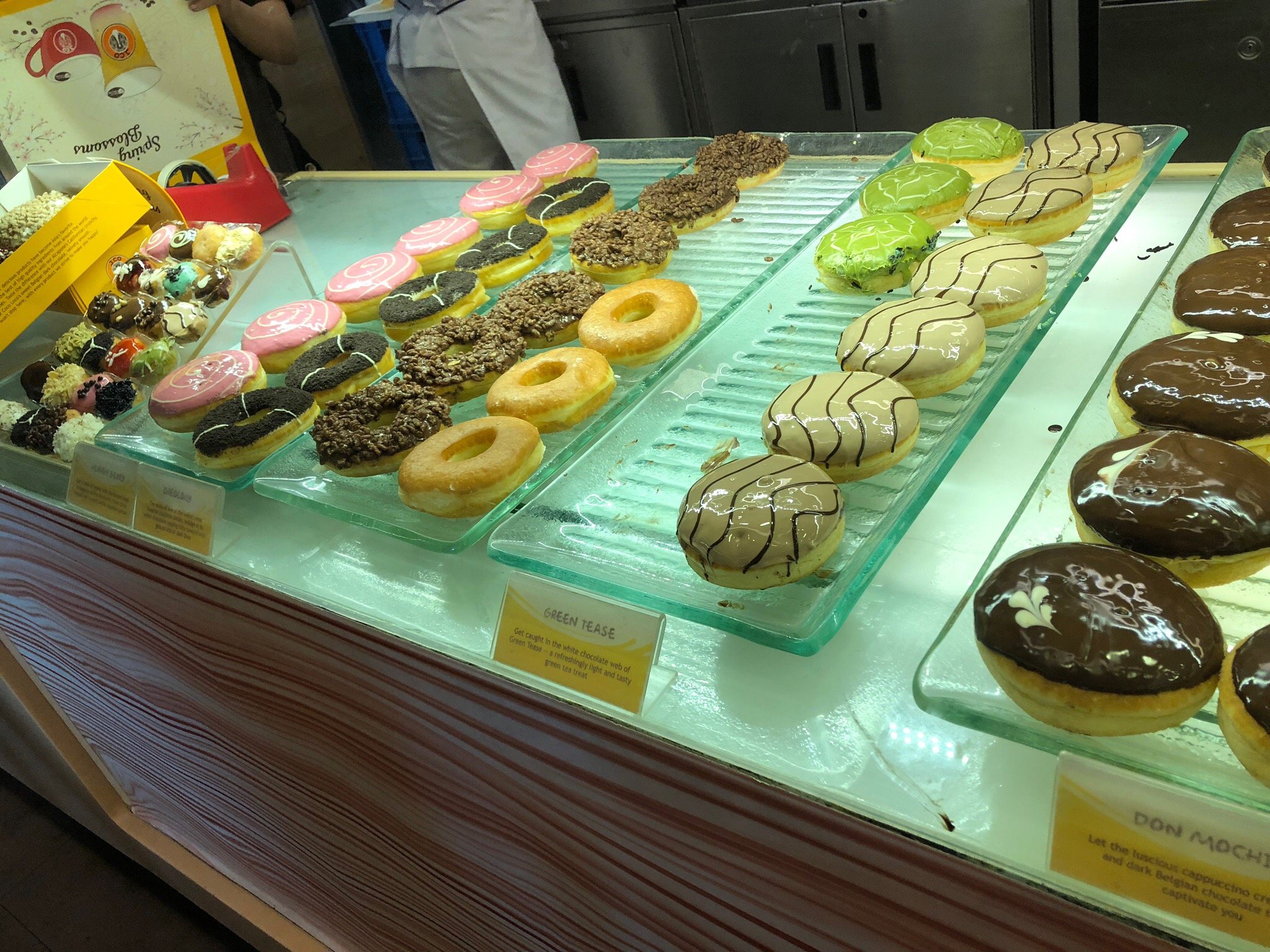 J. CO DONUTS AND COFFEE AT SM MEGAMALL, Mandaluyong - Restaurant ...