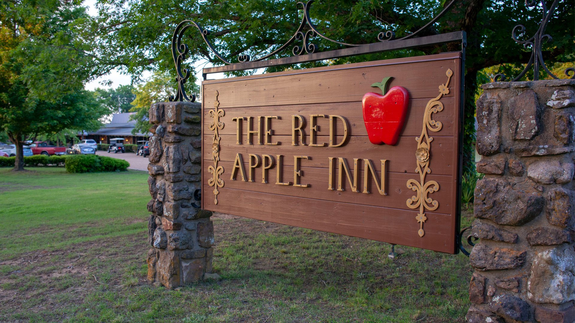 RED APPLE INN AND COUNTRY CLUB Updated 2024 Reviews Photos   Red Apple Inn And Country 