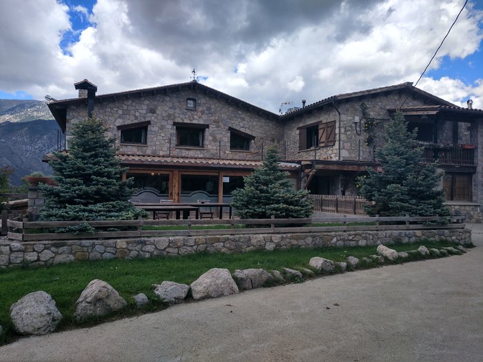 Imagen 1 de Alojamiento Rural y Casa de Colònies Pedraforca