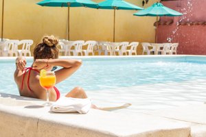 Piscina y playa