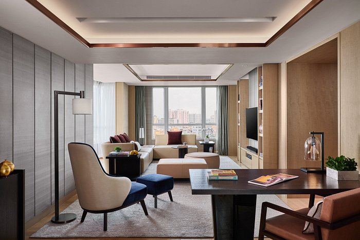 Presidential Suite – Living Room