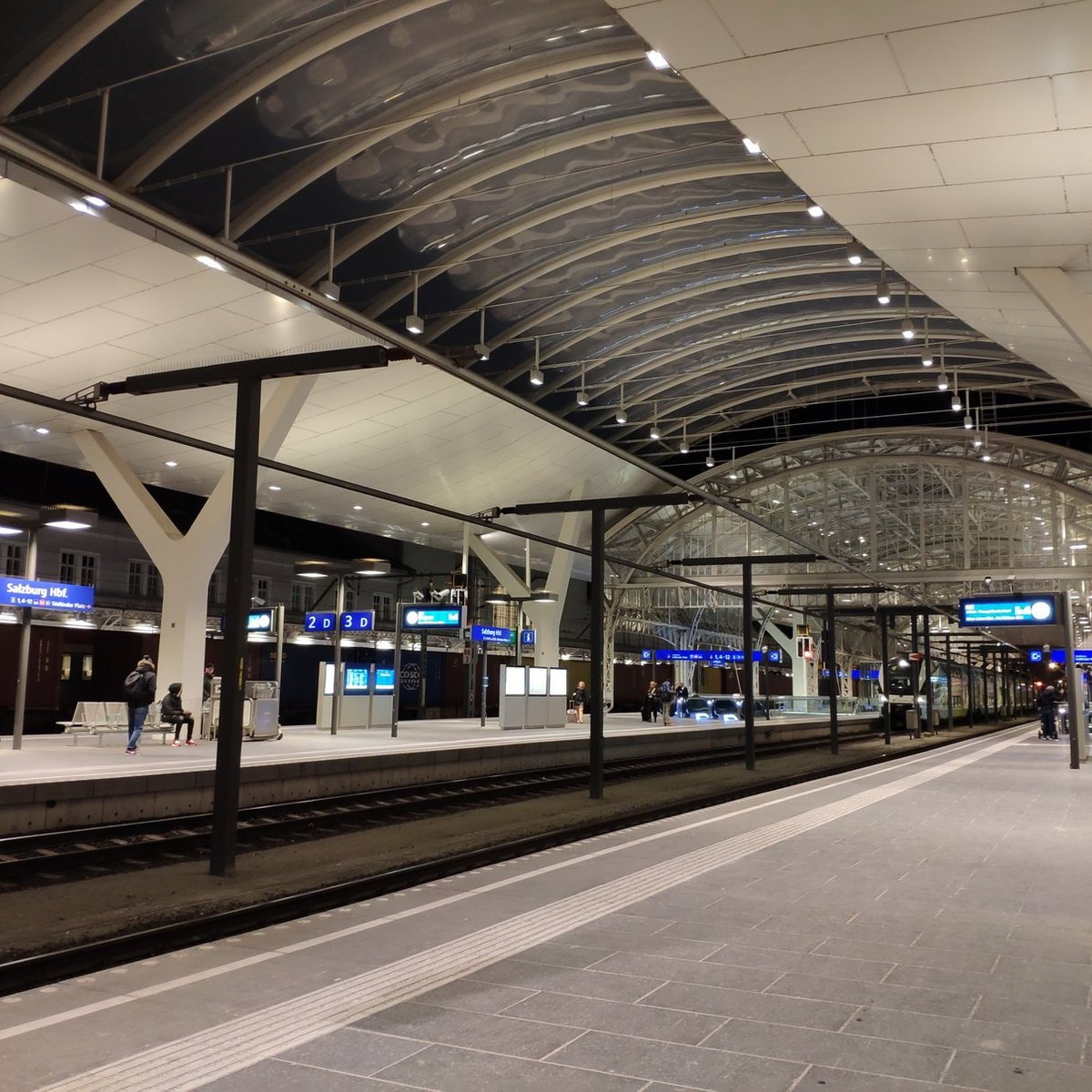 Торговый центр BahnhofCity Wien Hauptbahnhof, Вена: лучшие советы перед  посещением - Tripadvisor