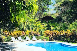 Piscina y playa