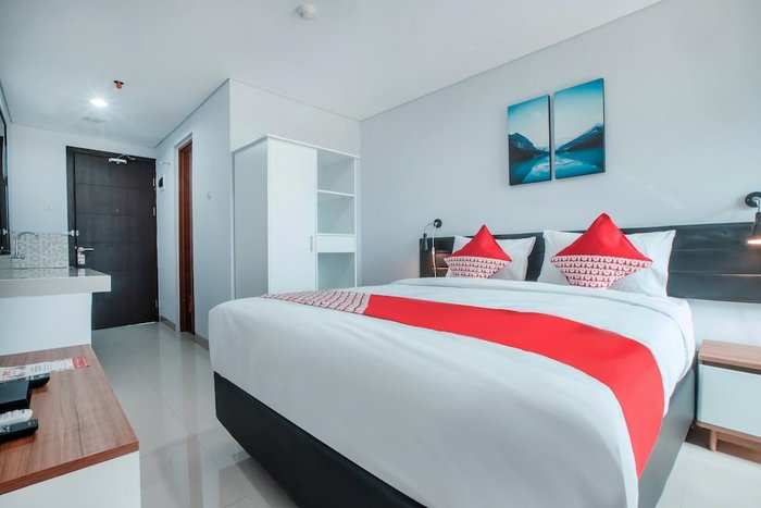 SUPER OYO ENVIRO - Prices & Hotel Reviews (Bekasi, Indonesia)