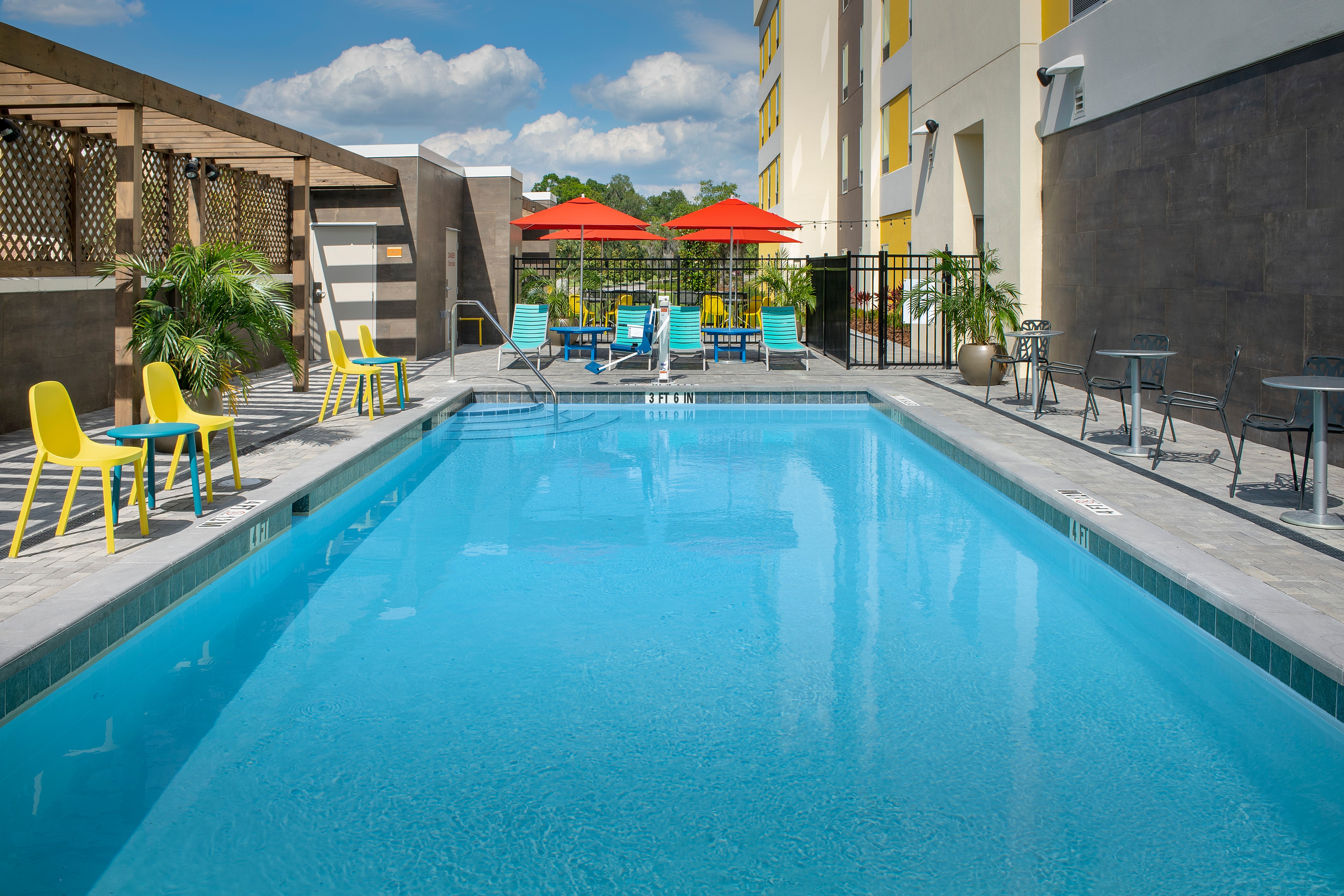 HOME2 SUITES BY HILTON LAKELAND - Updated 2024 Prices & Hotel Reviews (FL)