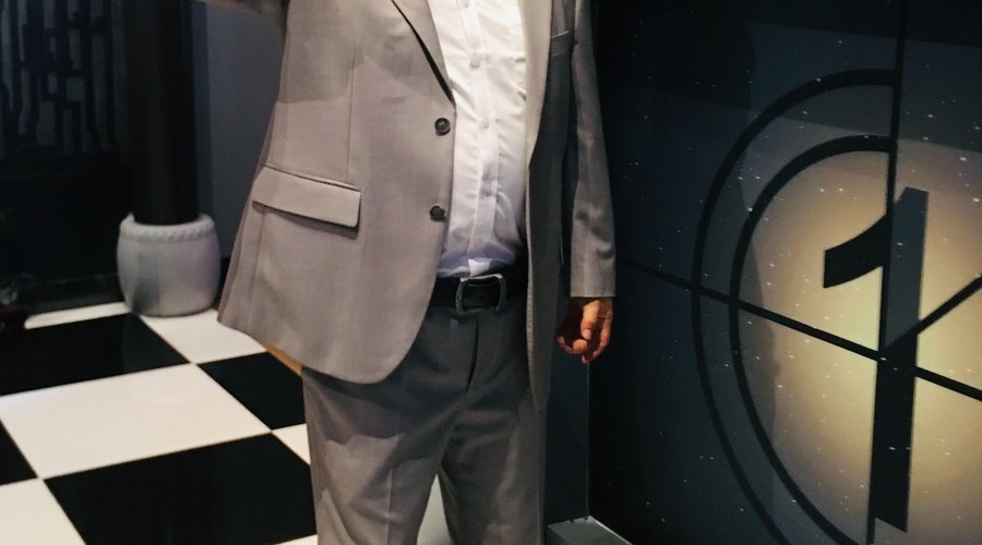 Mr Eric Tsang