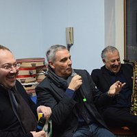 Il maestro Marco Zurzolo e il grande Maurizio De Giovanni alla Biblioteca Sociale!
