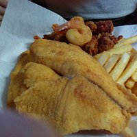 Fried seafood combo plus oysters
