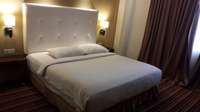 ROYAL ASNOF HOTEL PEKANBARU - Prices & Lodge Reviews (Indonesia)