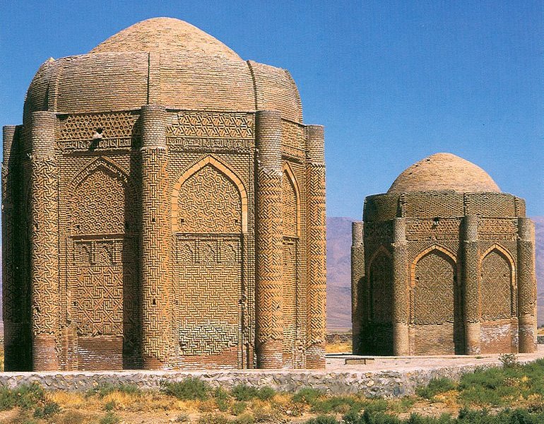 Kharraqan Towers image