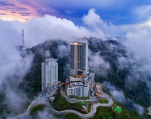Grand Ion Delemen Hotel in Genting Highlands, image may contain: City, Building, Urban, Resort