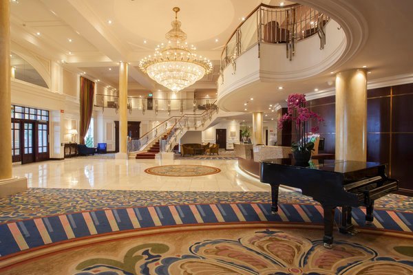 Lobby Area - Reception 