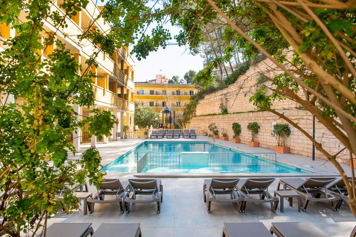 FLOR LOS ALMENDROS HOTEL & APTS. $44 ($̶4̶9̶) - Prices & Reviews - Peguera,  Spain