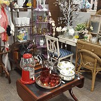 Various small items
