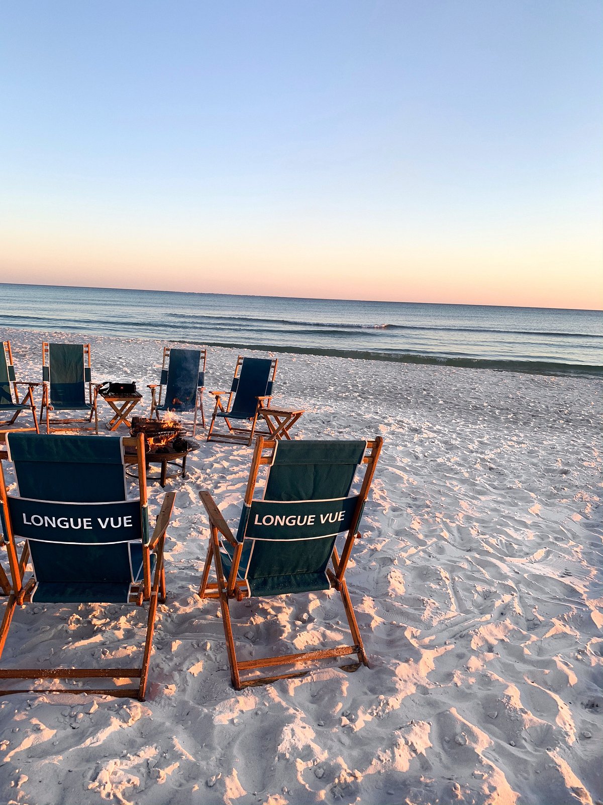 30A Beach Chair Rentals: Prices, Locations, Pros & Cons