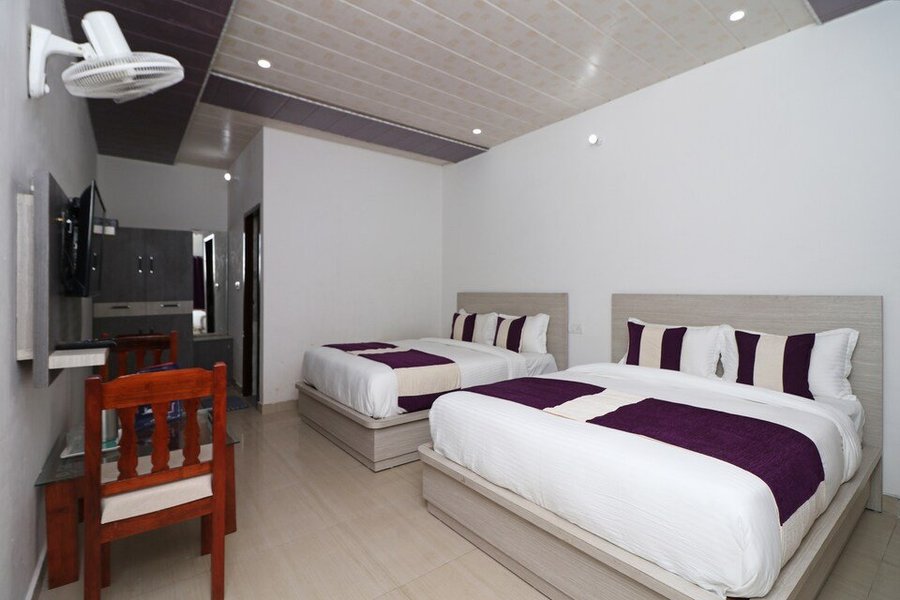 Oyo 11876 Rock Resort Dhanaulti Uttarakhand Hotel Reviews Photos Rate Comparison Tripadvisor